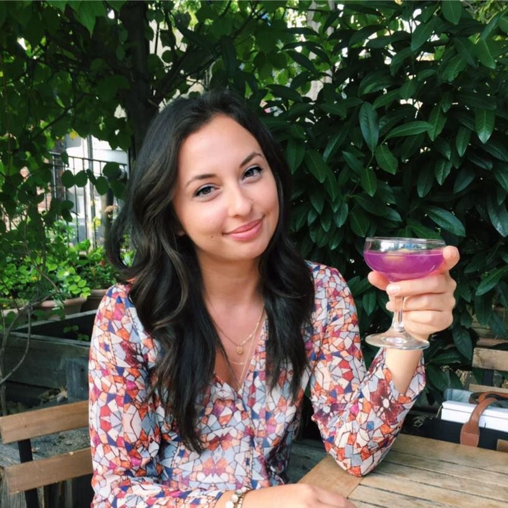 Meet your Posher, Adriana